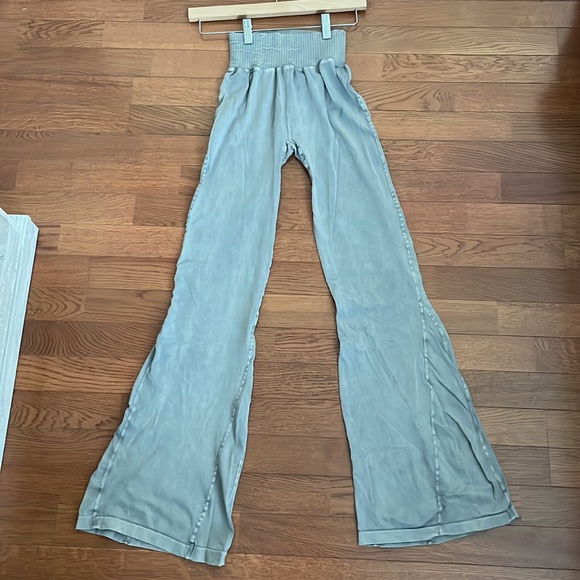 Free People- Good Karma Flare Leggings -Mushroom - Picture 6 of 10